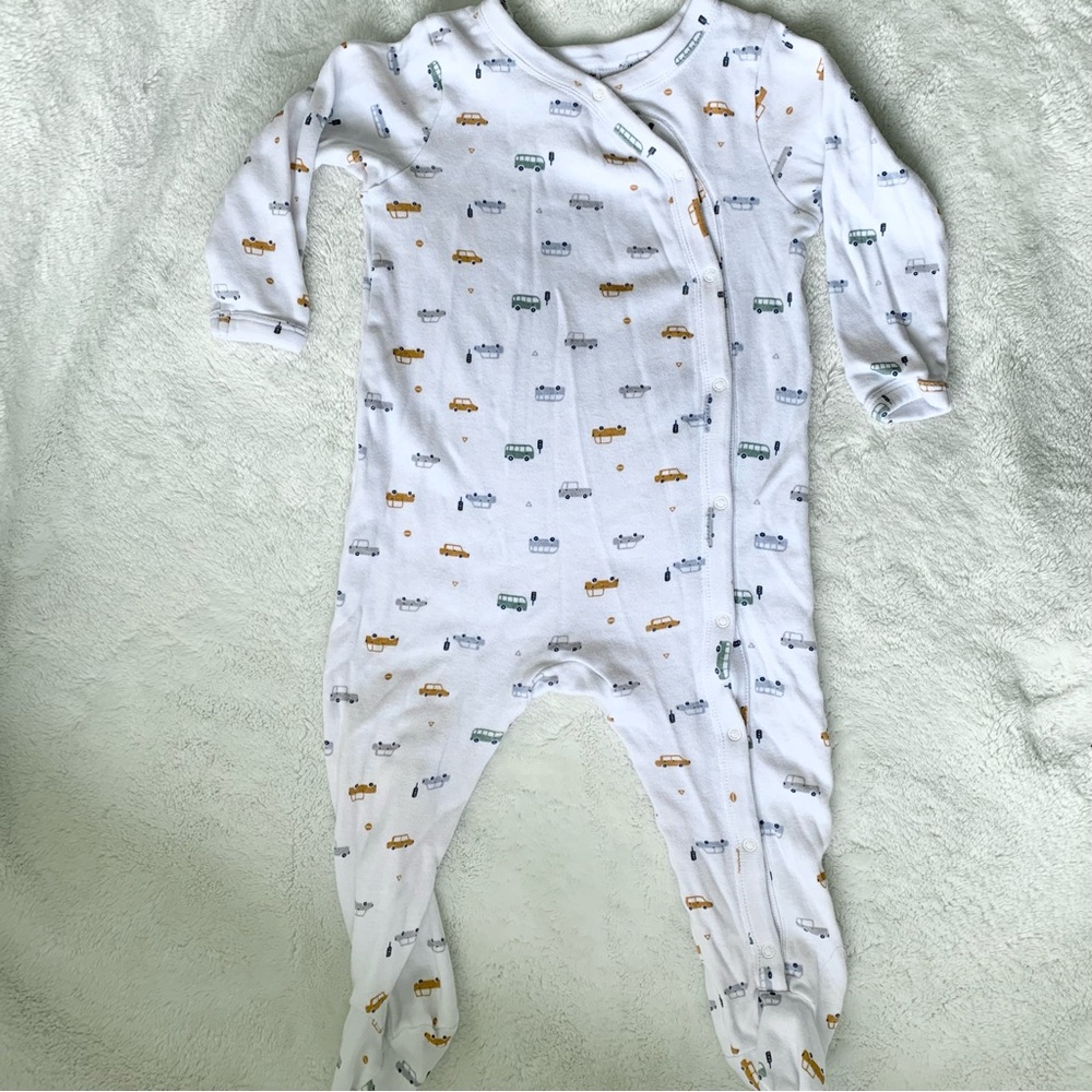 Nordstrom Footed Onesie in Cars & Buses Print, 9M